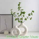 Charger l&#39;image dans la galerie, Imitation Ceramic Pure White Vase Decorative Vasen Single Branch Flower Arranging Ornament Donut Design Flowerpot Table Decor
